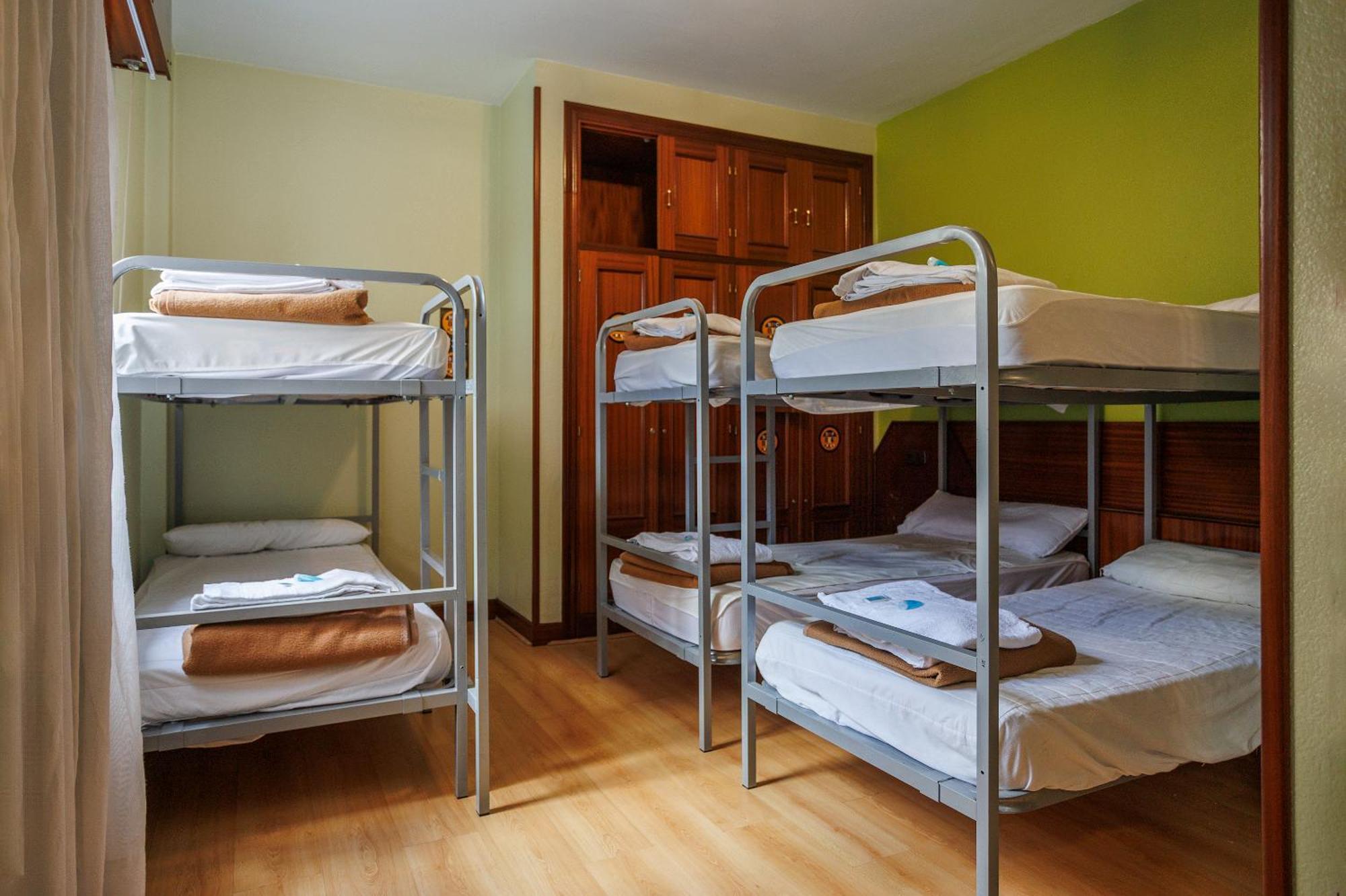 Moon Hostel Bio Bilbao Exterior photo