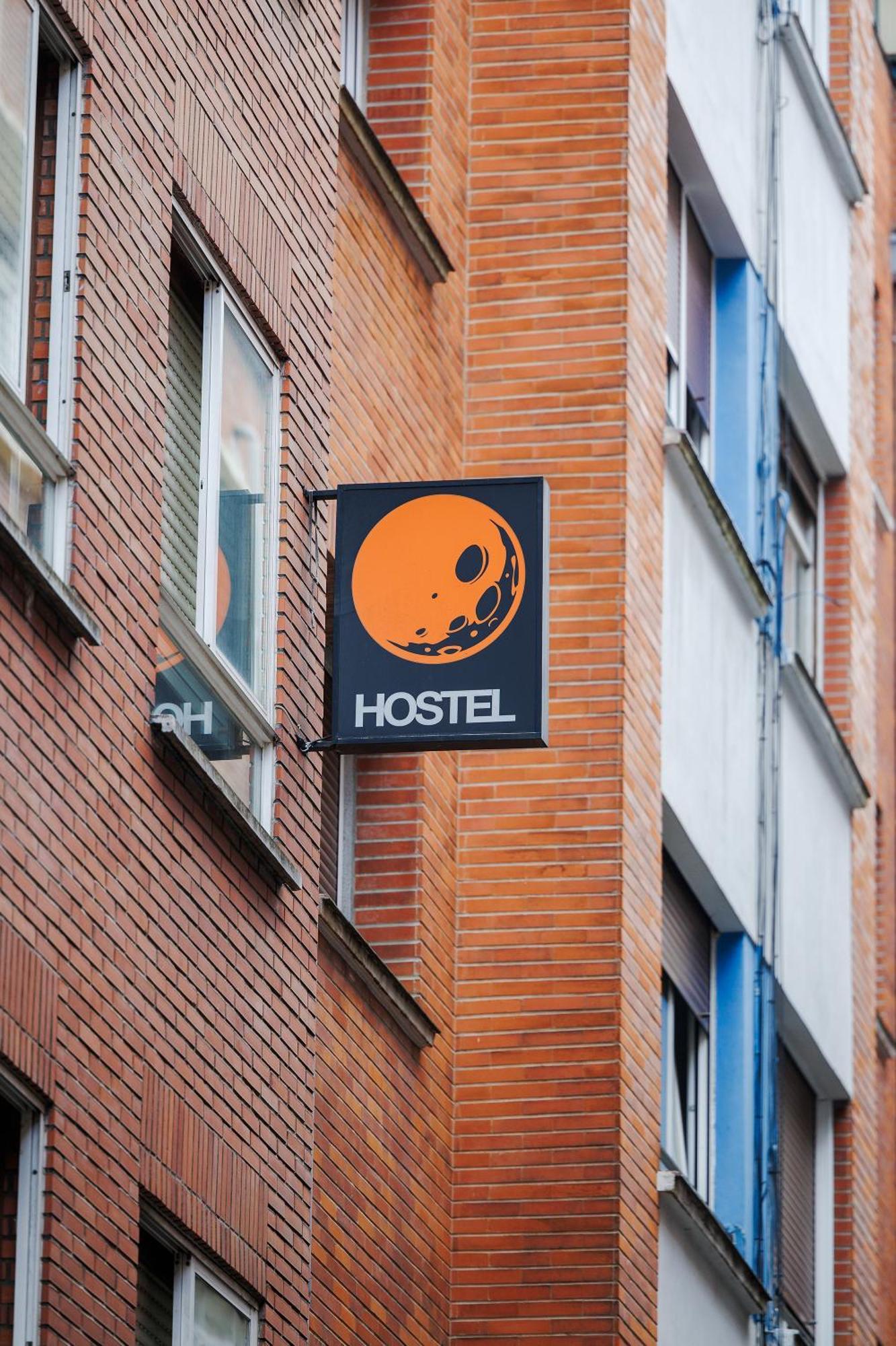Moon Hostel Bio Bilbao Exterior photo
